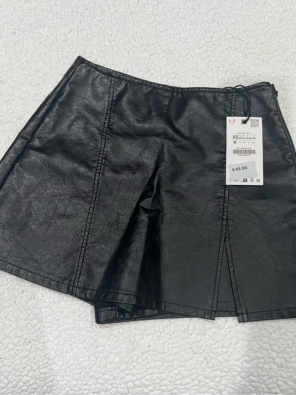 Zara Black Faux Leather Women’s Skort